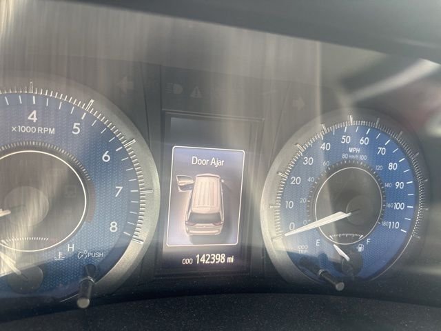 2015 Toyota Sienna XLE Premium V6 8-Passenger's photo
