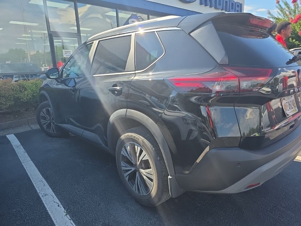Used 2023 Black Nissan SV image 3