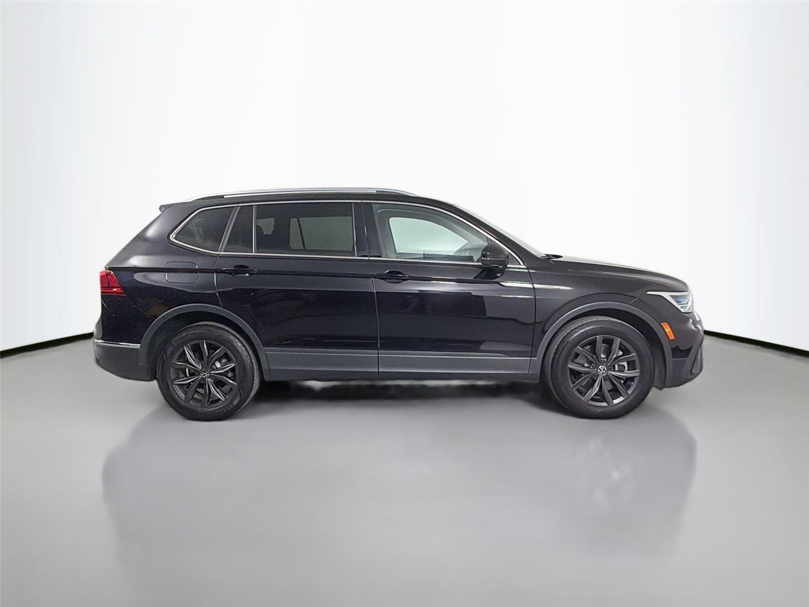 Certified Used 2023 Deep Black Pearl Volkswagen SE image 5