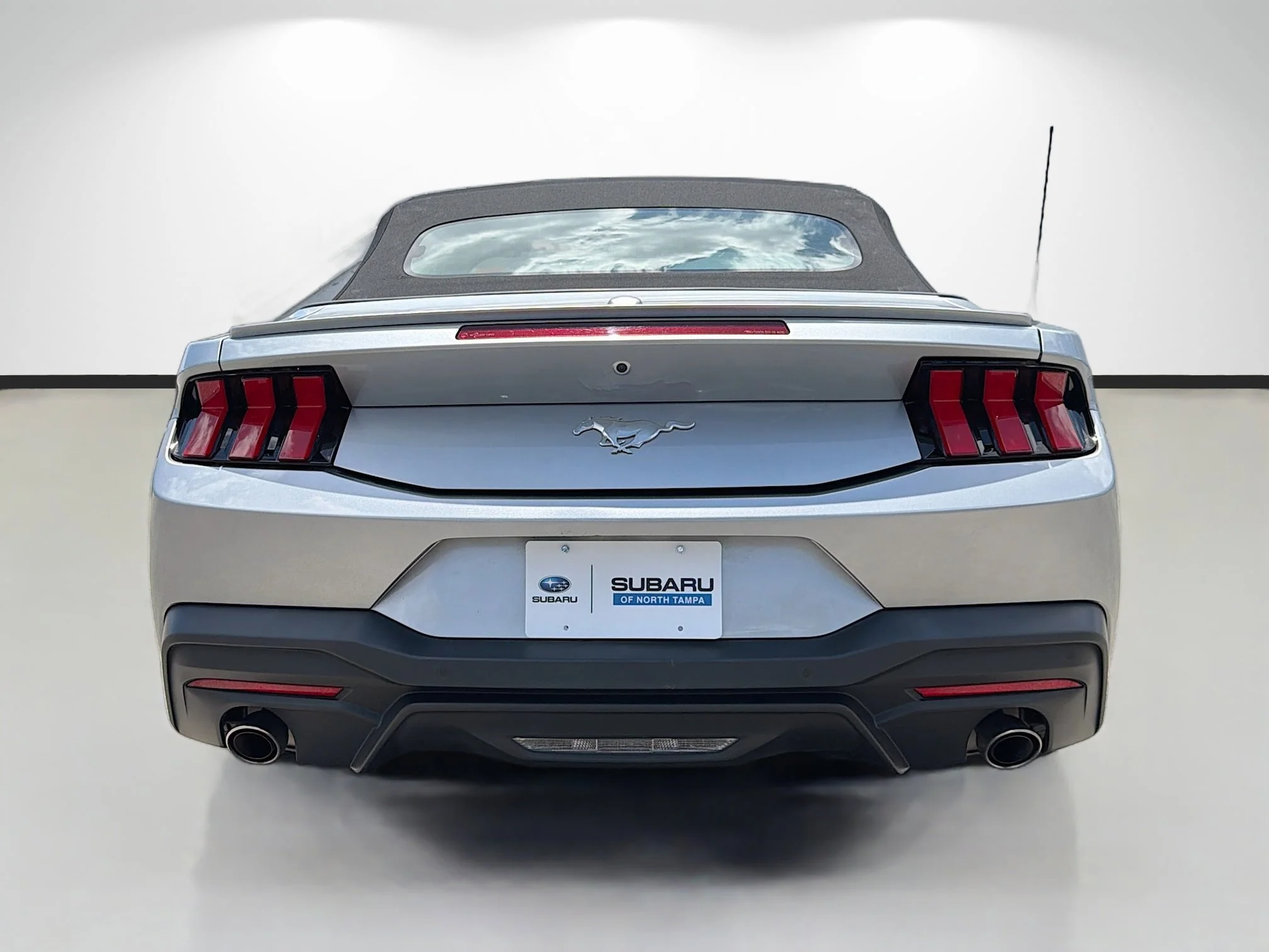 Used 2024 Silver Metallic Ford EcoBoost Premium image 4