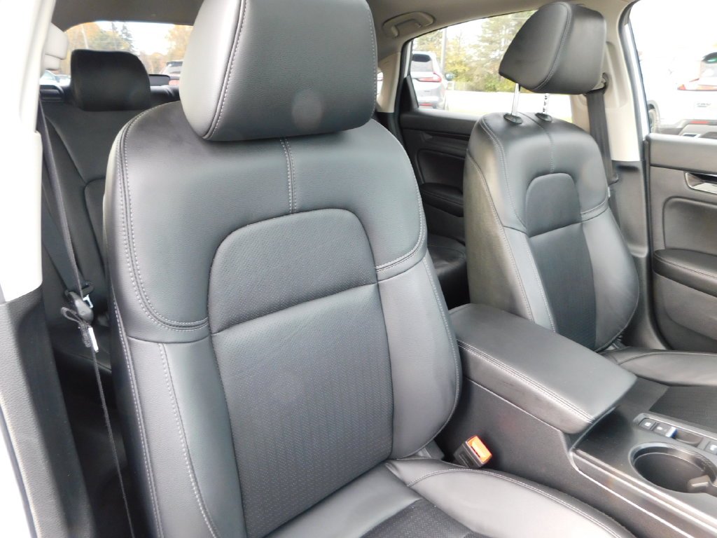 Used 2024 White Honda EX-L image 20