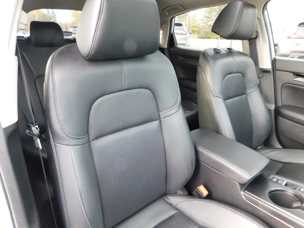 Certified Used 2024 White Honda EX-L image 20