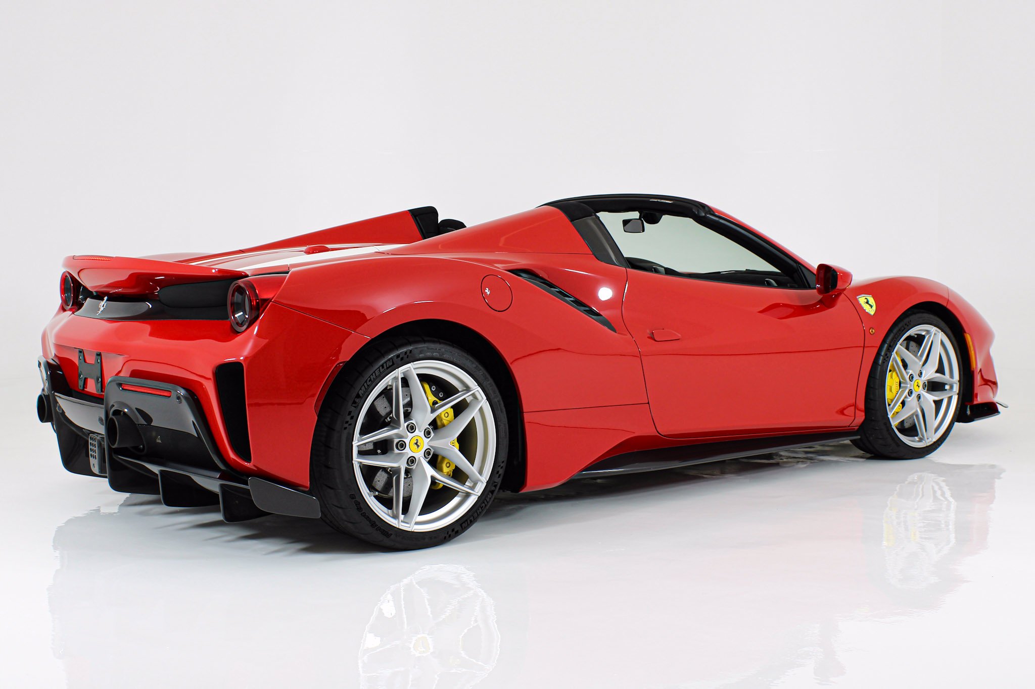 Certified Used 2019 Red Ferrari  image 12