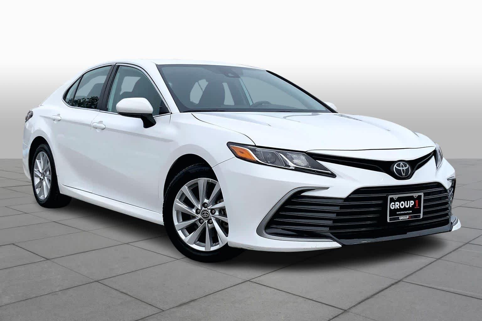 Used 2024 Ice Cap Toyota LE image 3