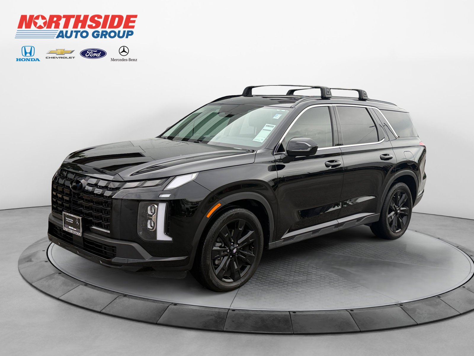 Used 2025 Abyss Black Pearl Hyundai XRT image 3