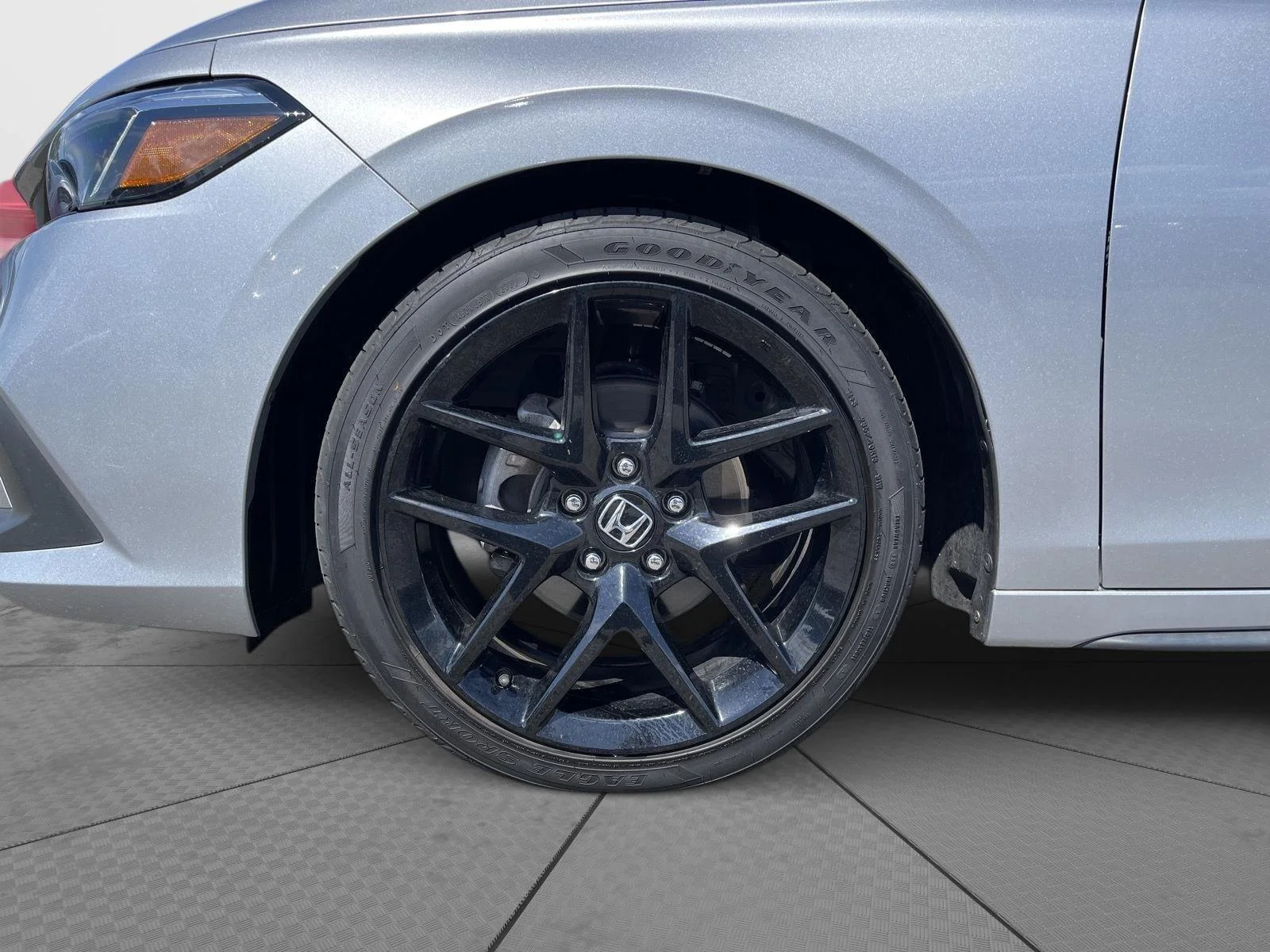 Used 2023 Lunar Silver Metallic Honda Sport image 22