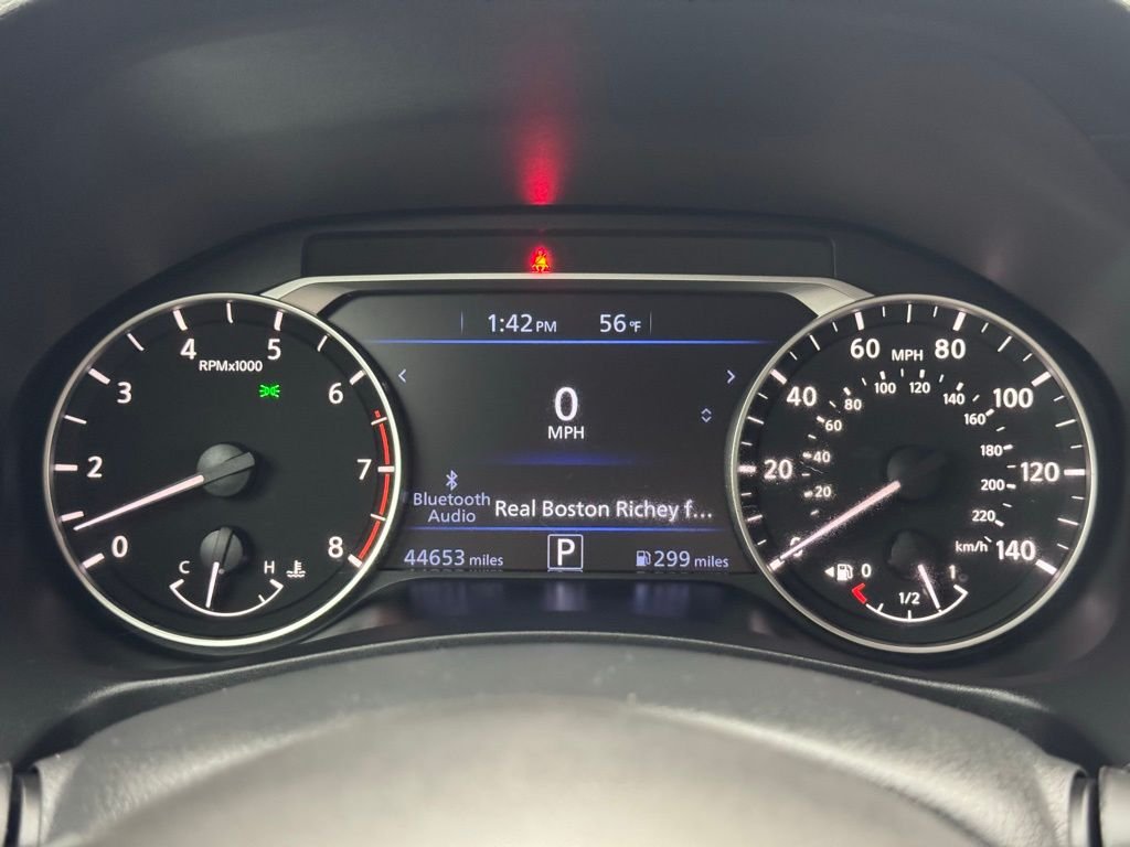 Used 2025 Gun Metallic Nissan 2.5 SV image 19