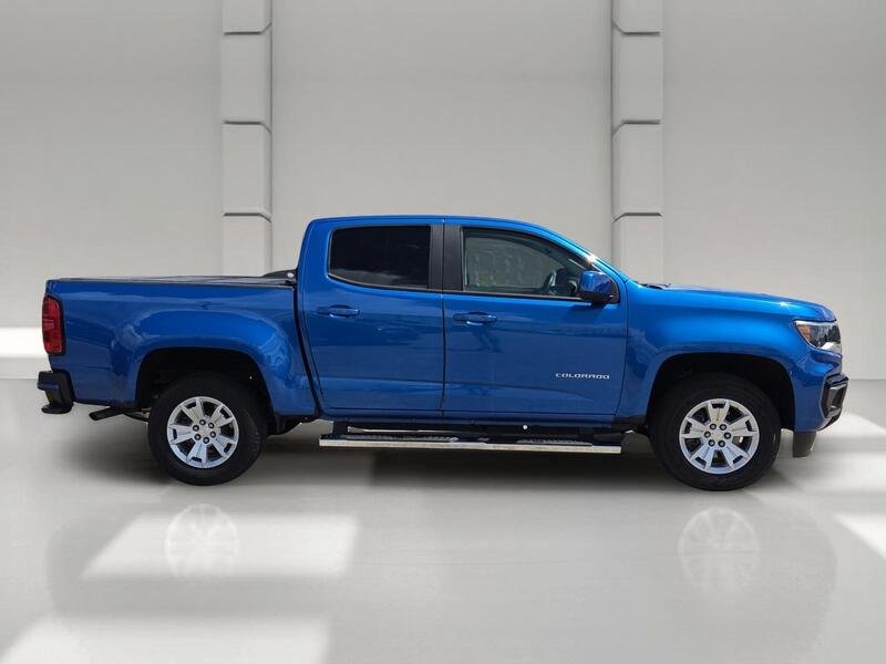 Certified Used 2021 Bright Blue Metallic CHEVROLET 2WD CREW CAB 128" LT image 6