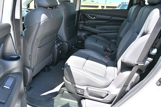 New 2026 White Subaru Onyx Edition Touring 7-Passenger image 18