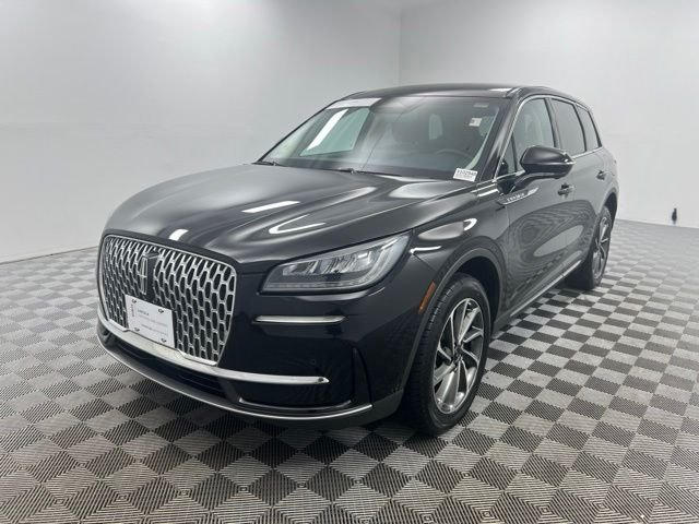 Used 2023 Infinite Black Metallic Lincoln Standard image 2