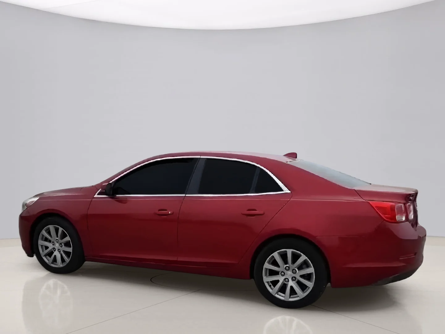 Used 2013 Red Chevrolet 2LT image 6