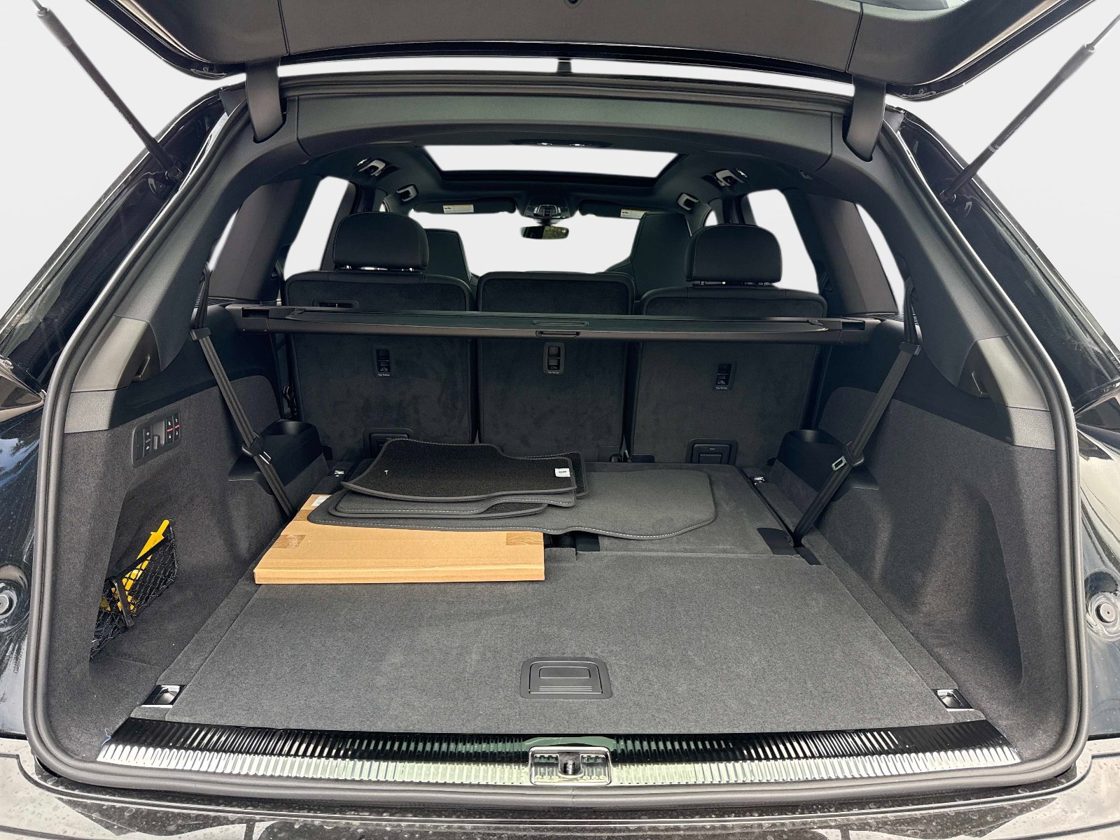 New 2026 Mythos Black Metallic Audi Premium Plus image 9