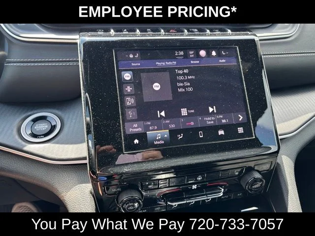 Used 2023 Gray Jeep Altitude X image 30