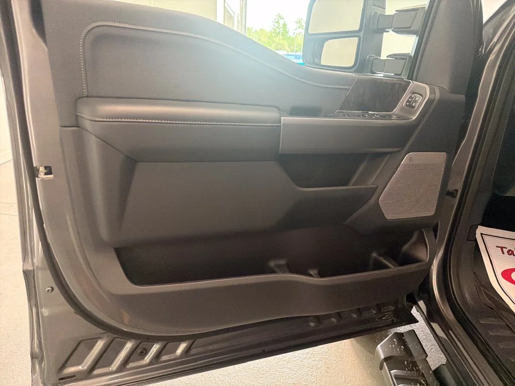 New 2027 Gray Ford Lariat image 12
