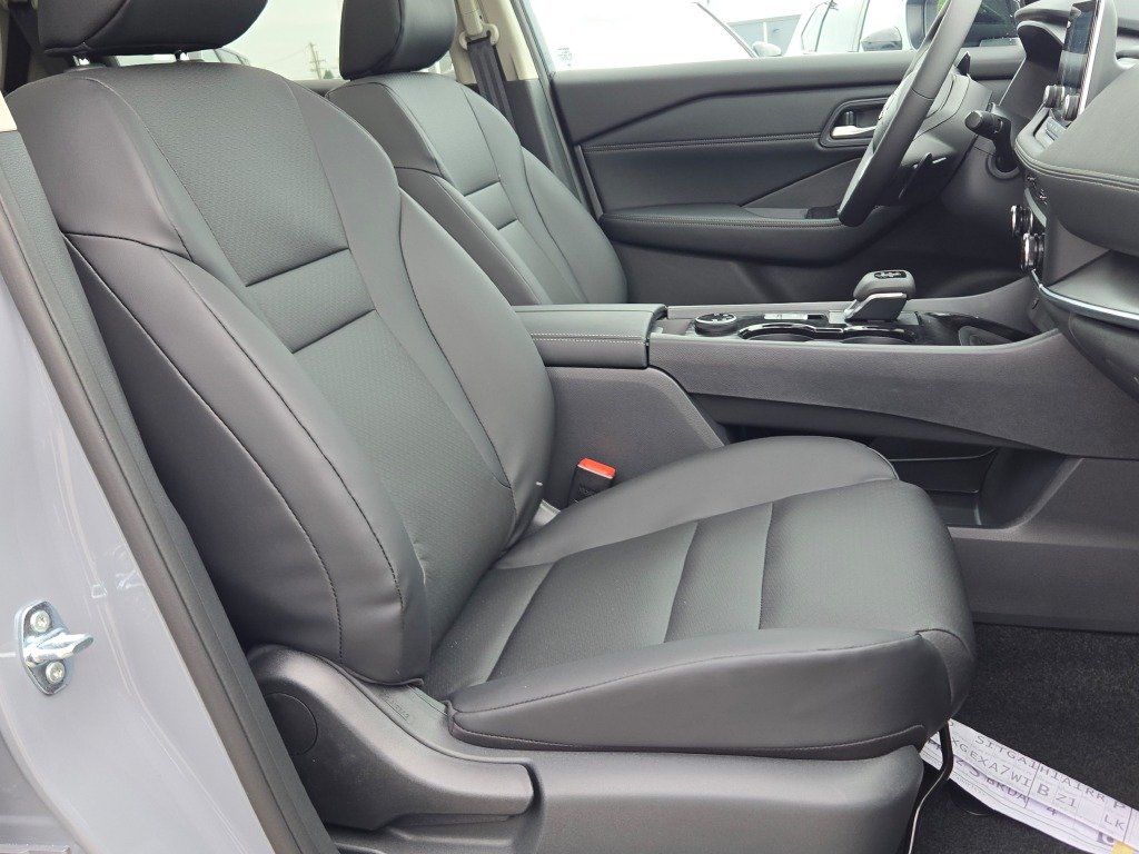 New 2026 Gray Nissan Dark Armor image 6