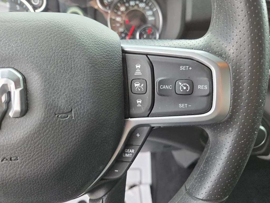 Used 2025 Bright White Clearcoat Ram Big Horn image 28