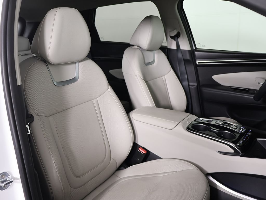 Used 2023 White Hyundai Limited image 33
