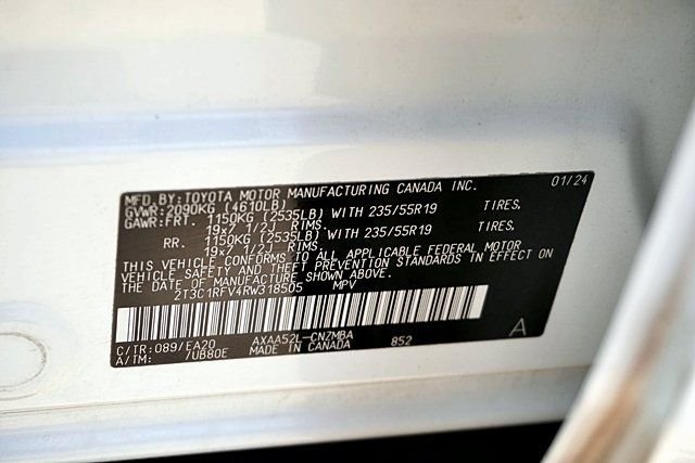 Used 2024 Beige Toyota XLE Premium image 32