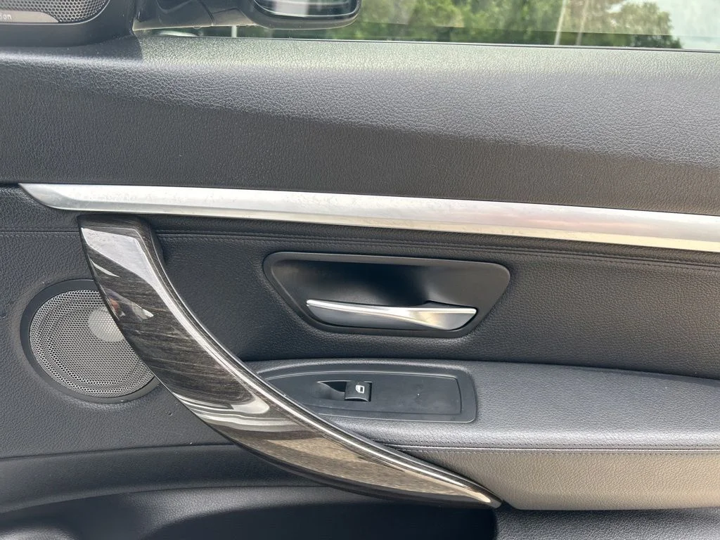 Used 2015 Silver BMW 335i xDrive Gran Turismo image 24