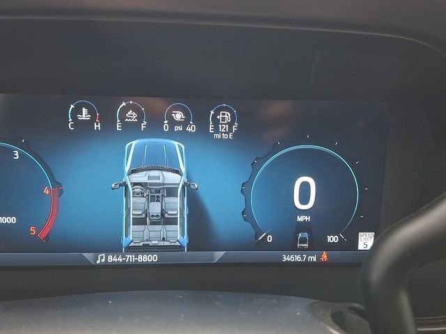 Used 2023  Ford Lariat image 20
