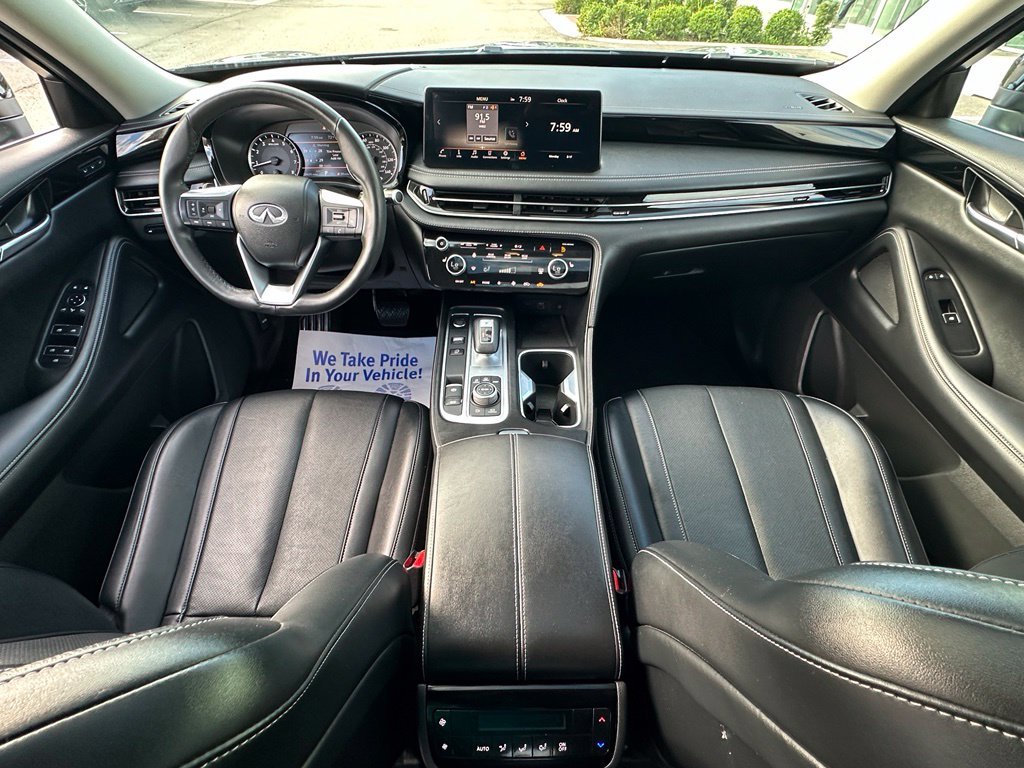 Used 2023 Gray INFINITI PURE image 29
