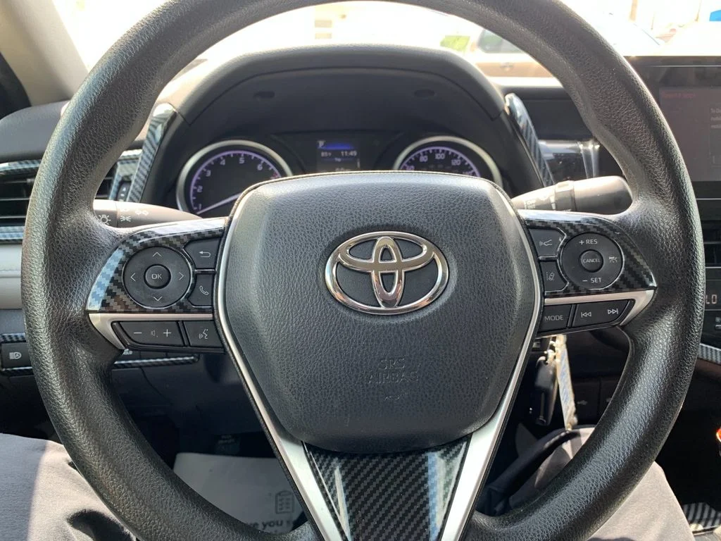 Used 2022 Silver Toyota LE image 25