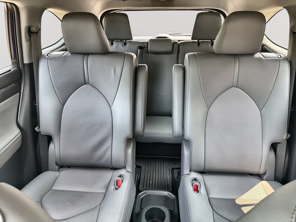 Used 2021 Gray Toyota Hybrid Limited image 25
