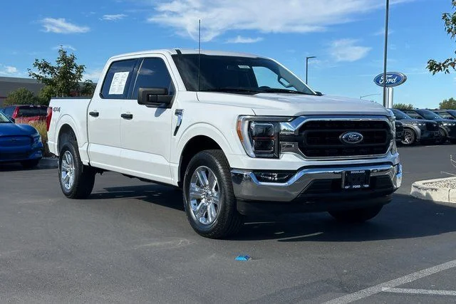 Used 2023 White Ford XLT image 1