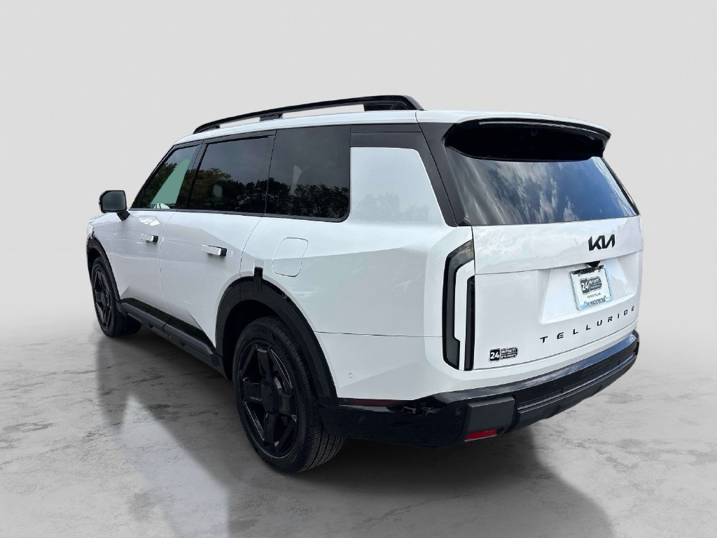 Used 2027 White Kia X-Line SX-Prestige image 3