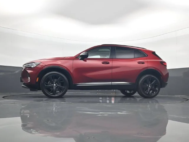 Used 2022 Red Buick Preferred image 28