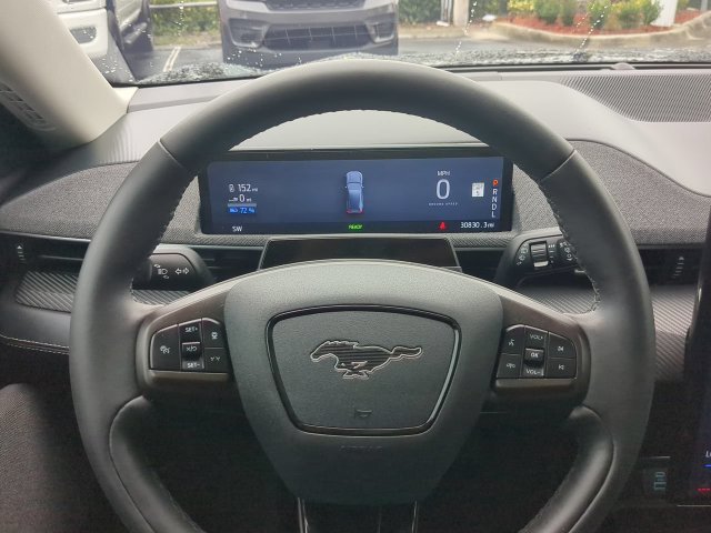 Used 2023 Black Ford Premium image 31