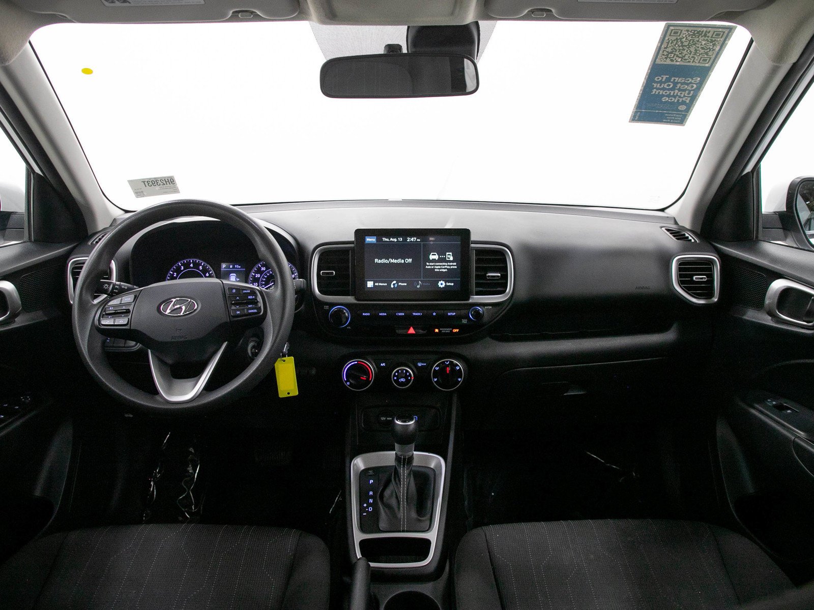 Used 2021 White Hyundai SE IVT image 14