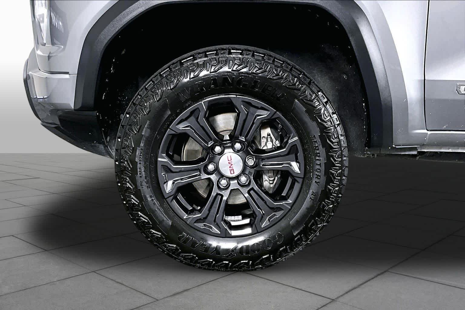 Used 2024 Sterling Metallic GMC 2WD Elevation image 9