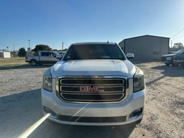Used 2015 White GMC SLT image 3
