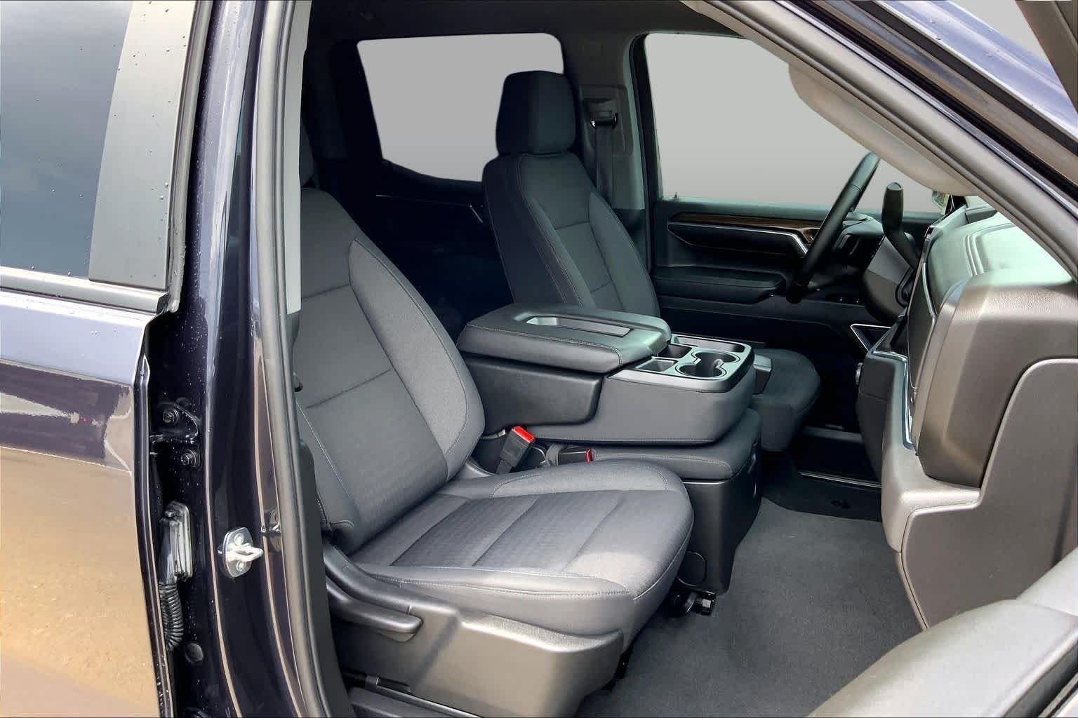 Used 2024 Dark Ash Metallic Chevrolet LT image 9
