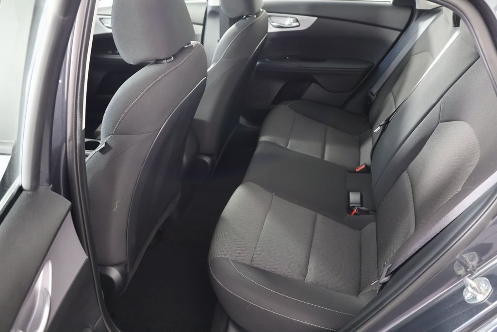 Used 2023 Gray Kia LXS image 17