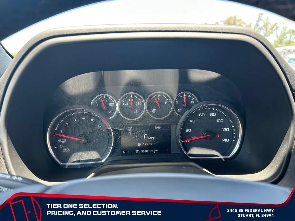 Used 2021 BLACK Chevrolet RST image 27