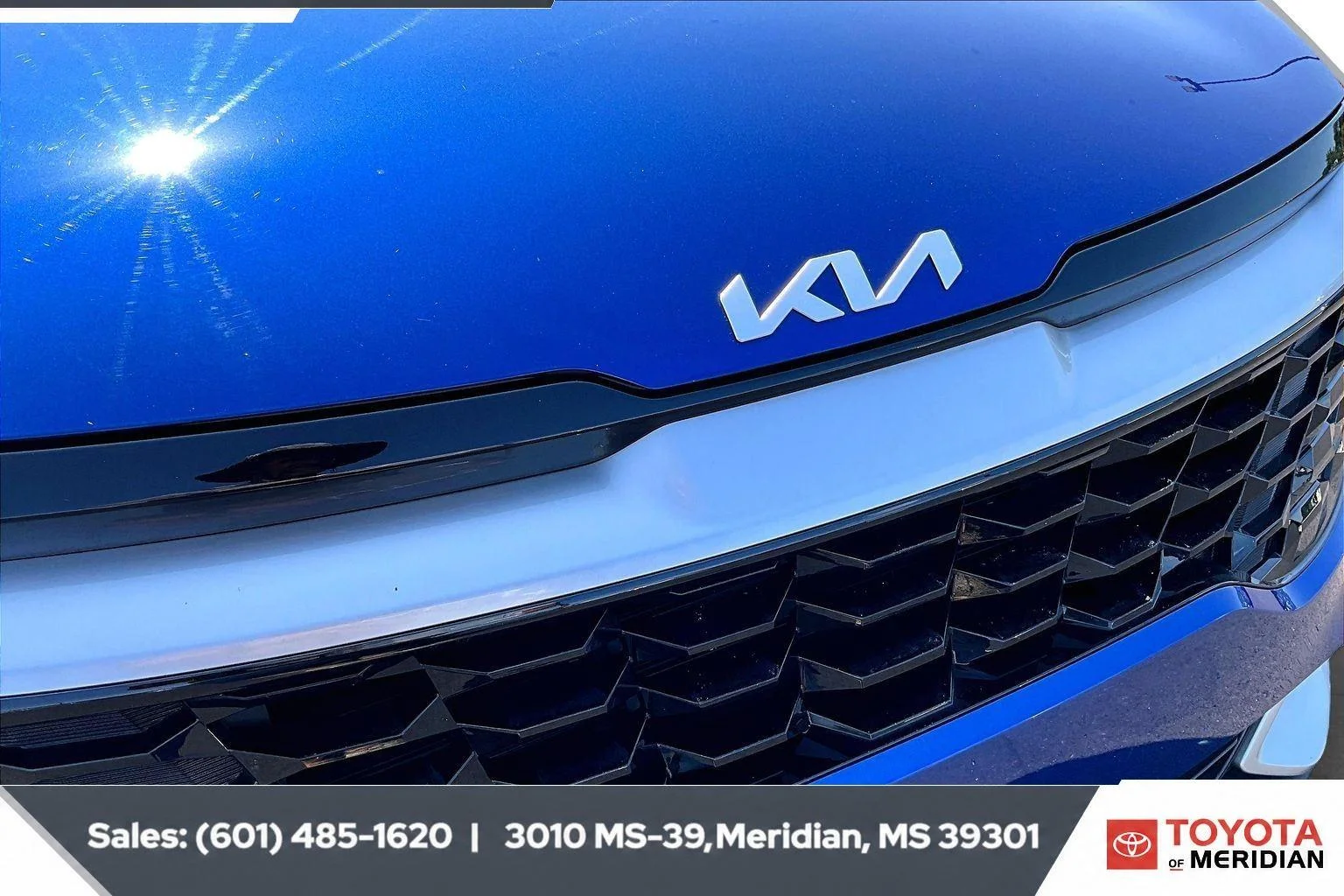 Used 2023 Sapphire Blue Kia EX image 21