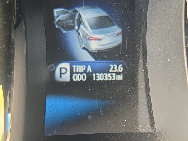 Used 2013 Black Toyota Limited image 29