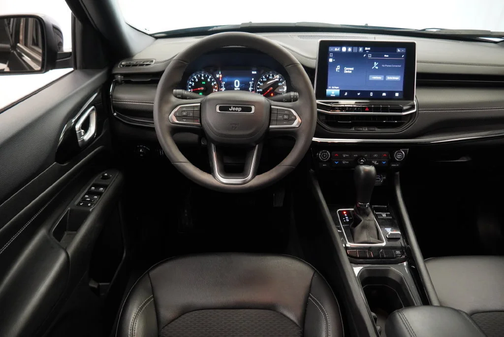 Used 2023 Black Jeep Altitude 4x4 image 13