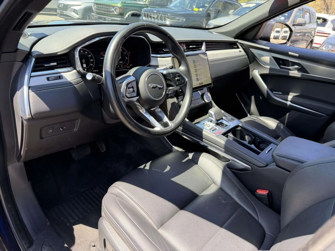 Used 2025 Blue Jaguar R-Dynamic S P250 AWD Automatic image 18