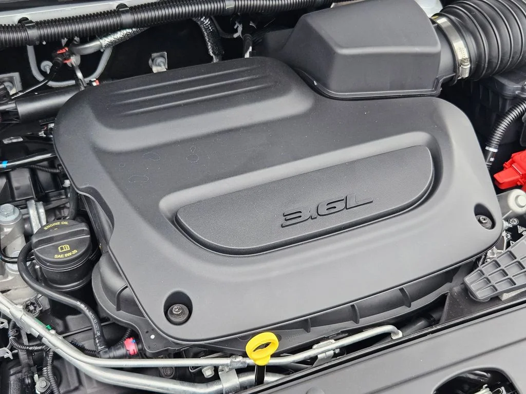 2026 Chrysler Pacifica Select - Photo 38