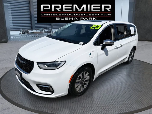 2023 Chrysler Pacifica Hybrid Limited