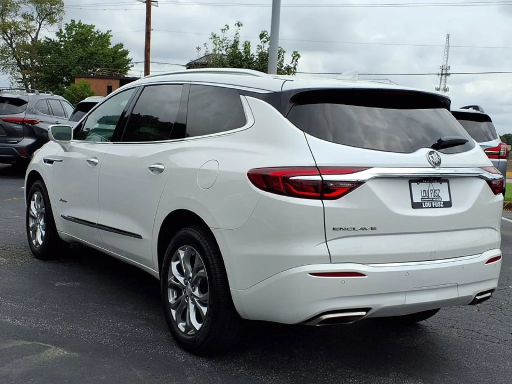 Used 2020 White Frost Tricoat Buick Avenir image 2