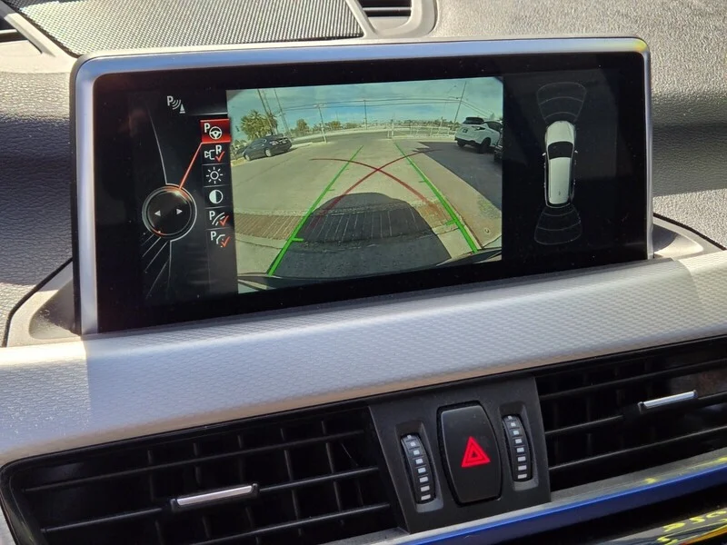 Used 2016 Black BMW xDrive28i image 18