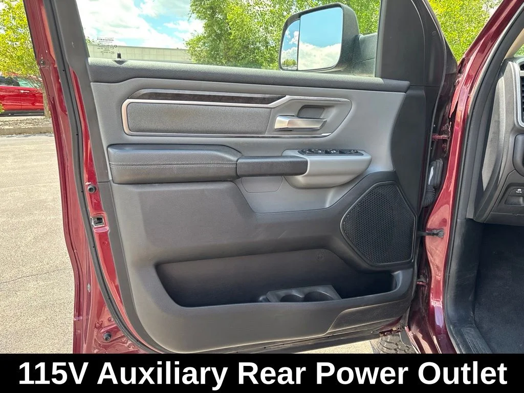 Used 2019 Red Ram Big Horn/Lone Star image 18