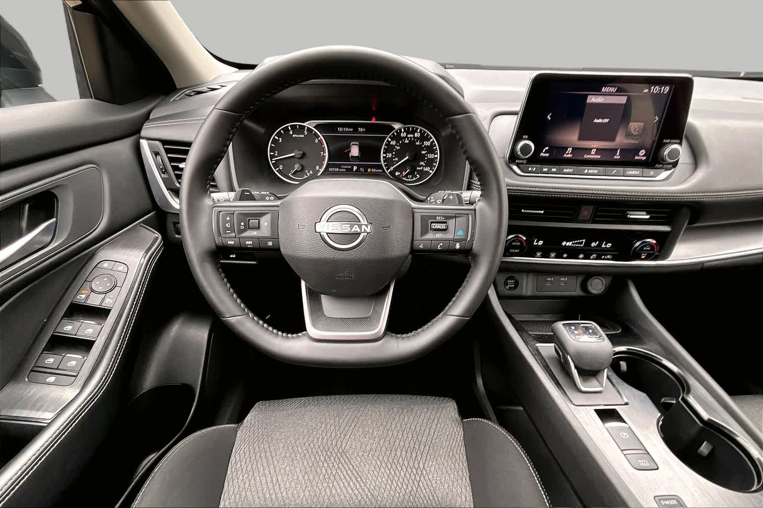 Used 2025 Super Black Nissan SV image 6