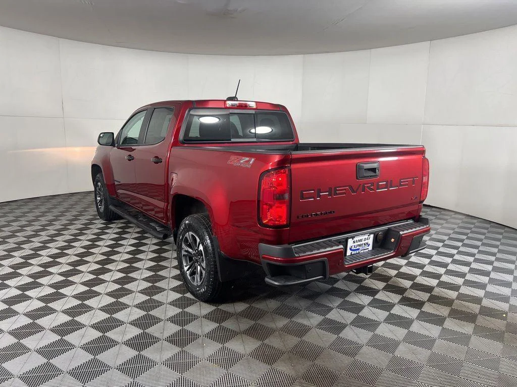 Used 2021 Cherry Red Chevrolet Z71 image 41