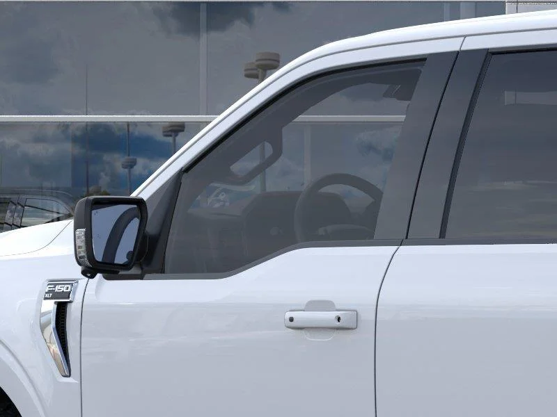 New 2026 Oxford White Ford XLT image 20