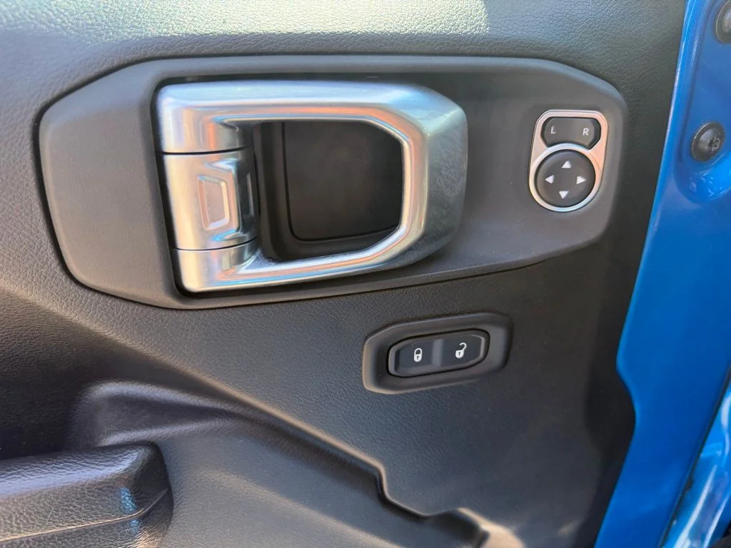 Used 2023 Blue Jeep Willys 4xe image 18